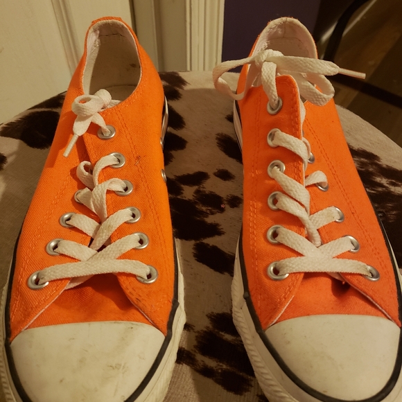 neon orange converse low tops